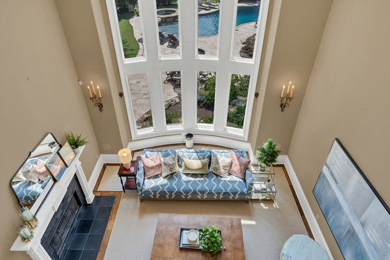 Real Estate Photo Editing: Quick Fixes and How Far Is Too Far